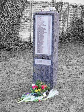 Eindrücke vom Holocaust-Gedenktag am 27. Januar 2025 auf dem jüdischen Friedhof Plettenberg.