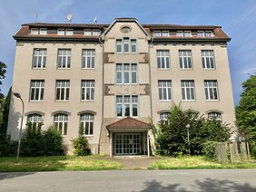 Foto des Gebäudes Schulstraße 8