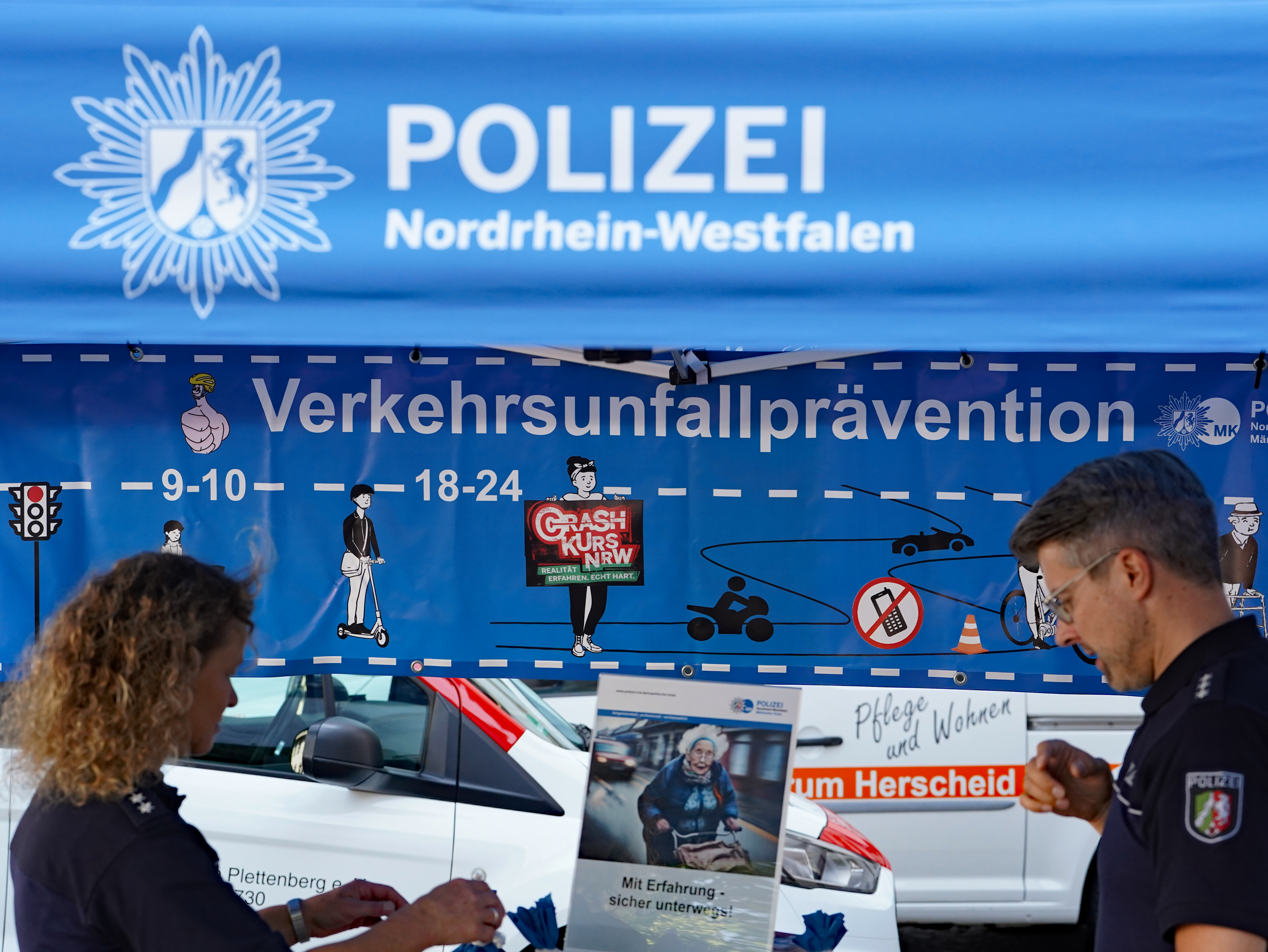 Eindrücke vom Rollatortag 2024 in Plettenberg, an und im Rathaus.