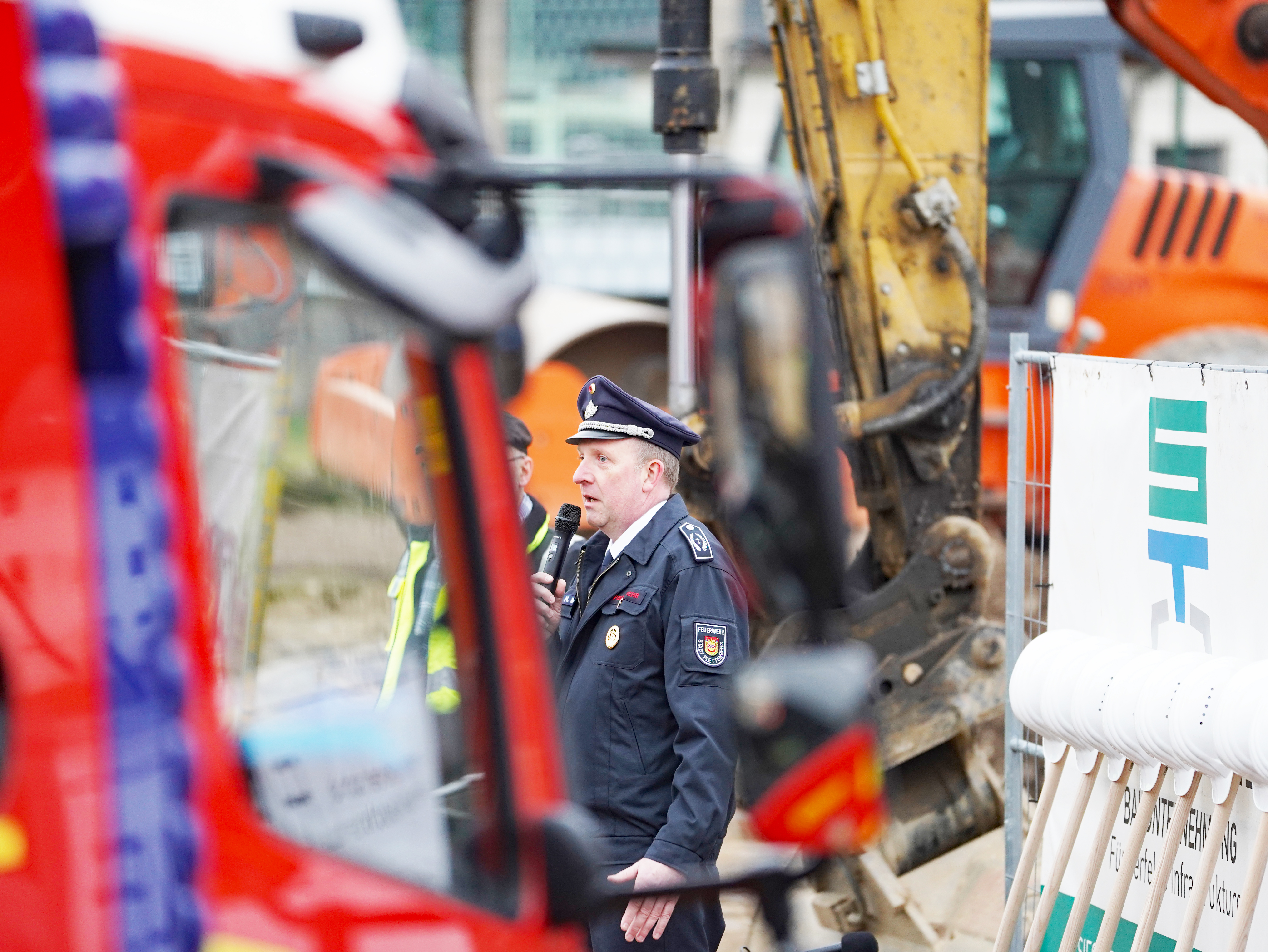 Eindrücke vom Spatenstich zum Neubau des Feuerwehrgerätehauses Plettenberg-Ohle.