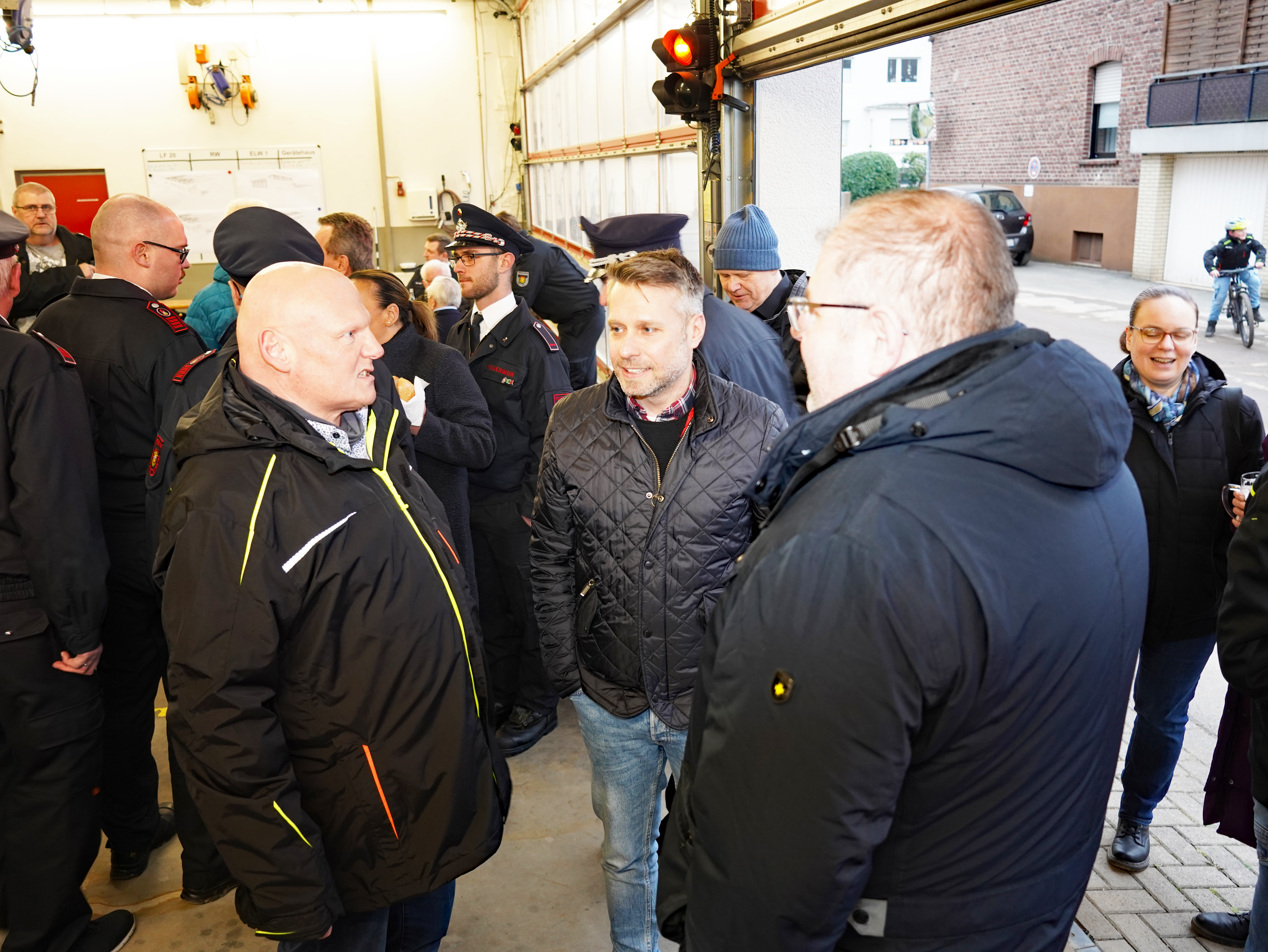 Eindrücke vom Spatenstich zum Neubau des Feuerwehrgerätehauses Plettenberg-Ohle.