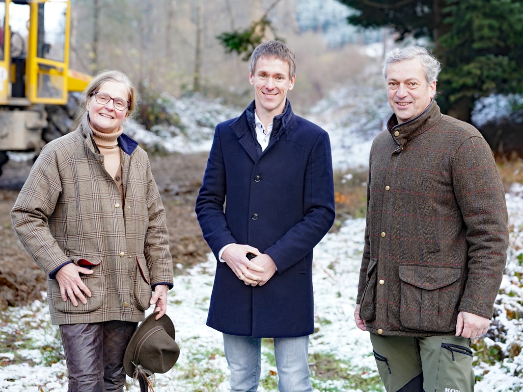 Eindrücke von der Kanzlertanne im Wald der Familie von Wrede, vor der Fällung.