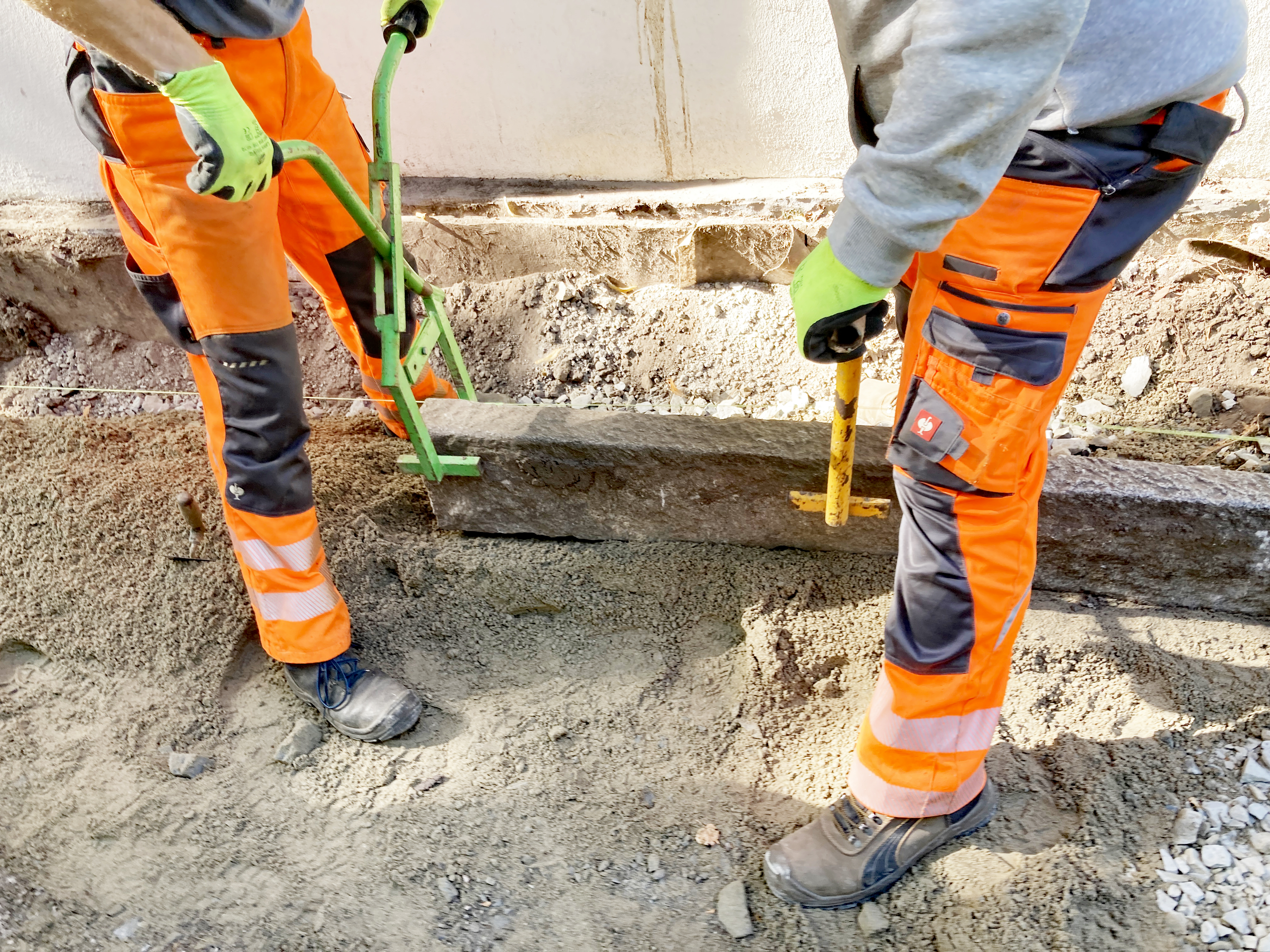 Eindrücke von den Bauarbeiten zur Erweiterung der Marktfläche am Rathausinnenhof und der Schützenhalle.