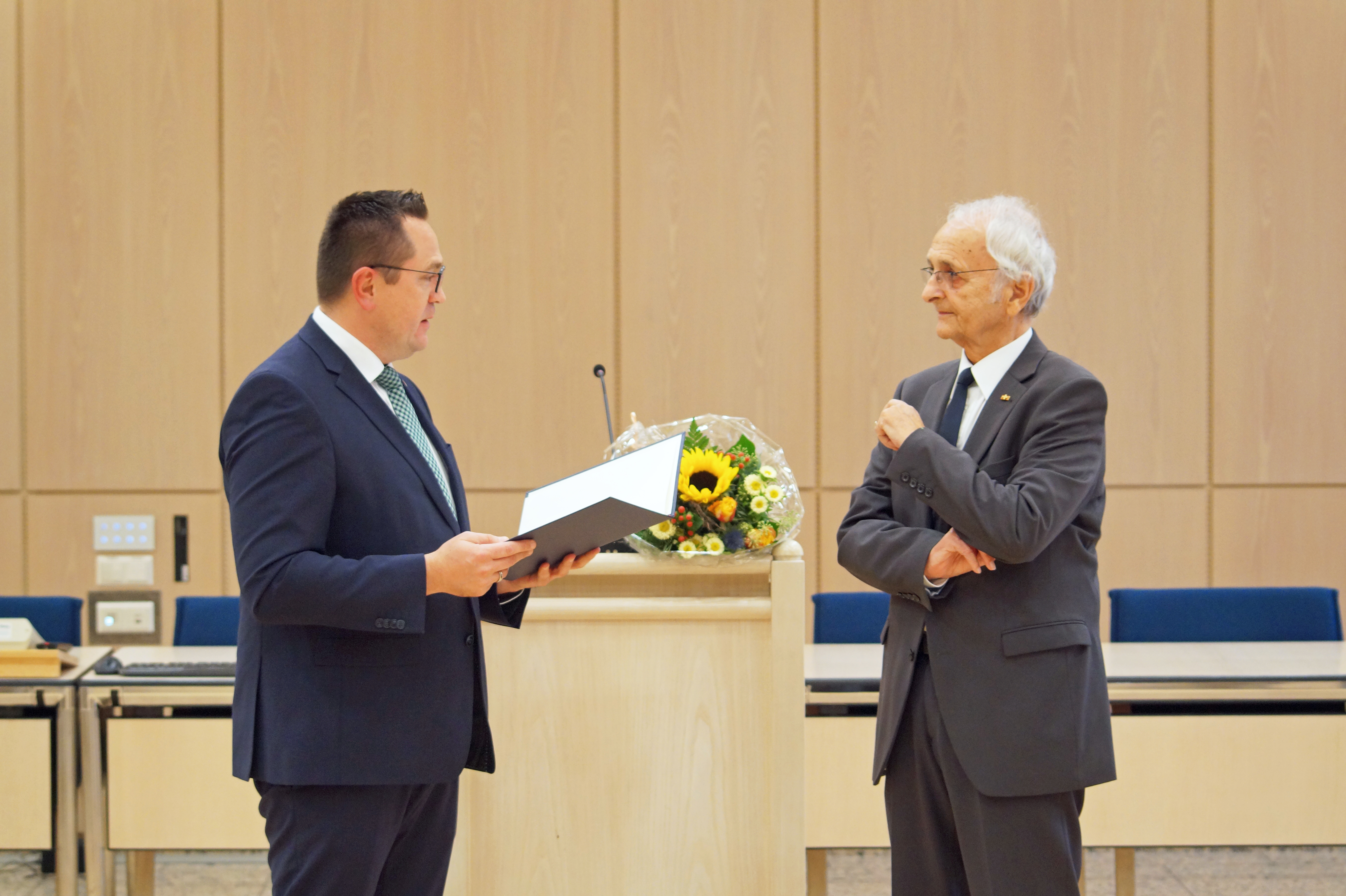 Eindrücke Verleihung Bundesverdienstkreuz an Klaus Ising.